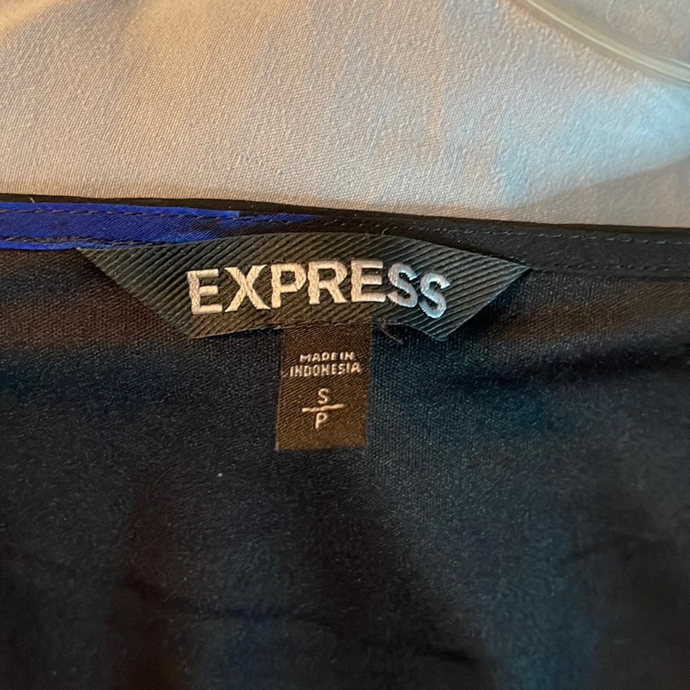 Express Romper - Picture 2 of 2